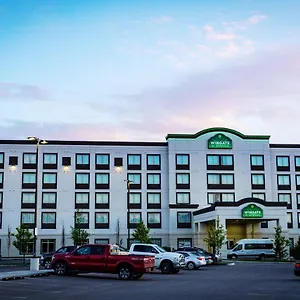 Wingate By Wyndham Airport YYC