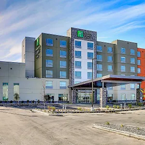 Hotel Express & - Airport Trail Ne By Ihg, YYC
