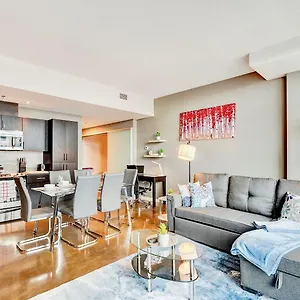  Holiday home Modern 2br - King Bed - Downtown Views