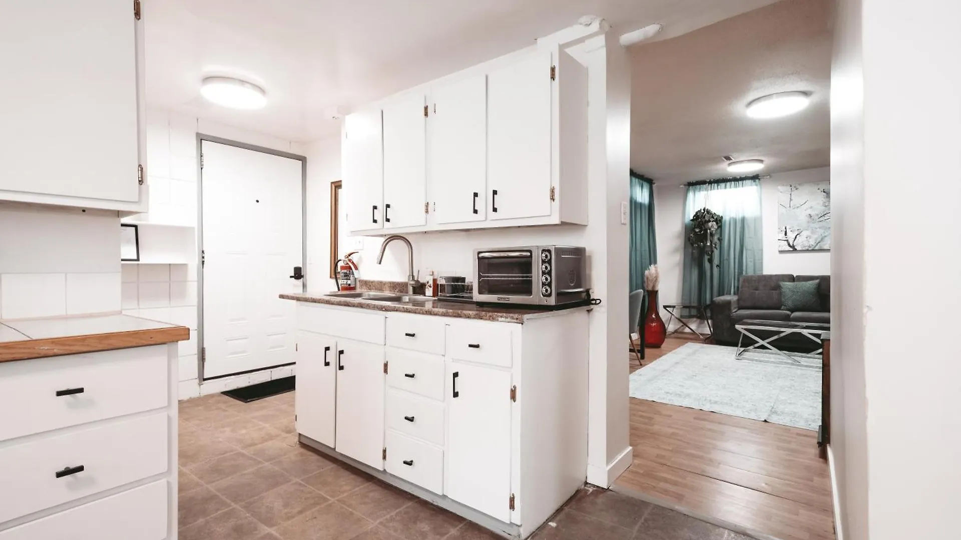 Dreams Off 16Th Villa YYC