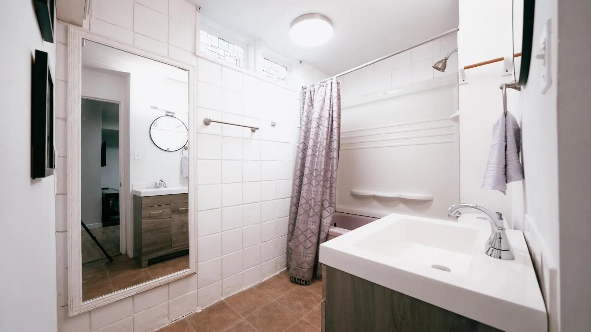 Dreams Off 16Th Villa YYC