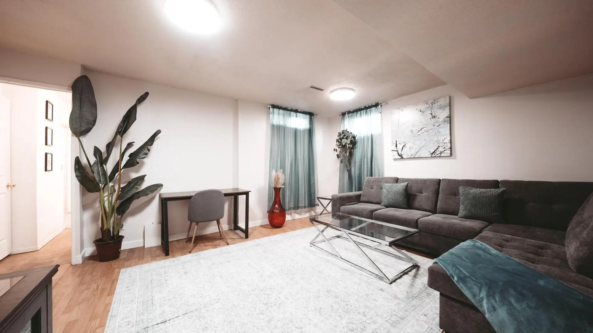 Dreams Off 16Th Villa YYC